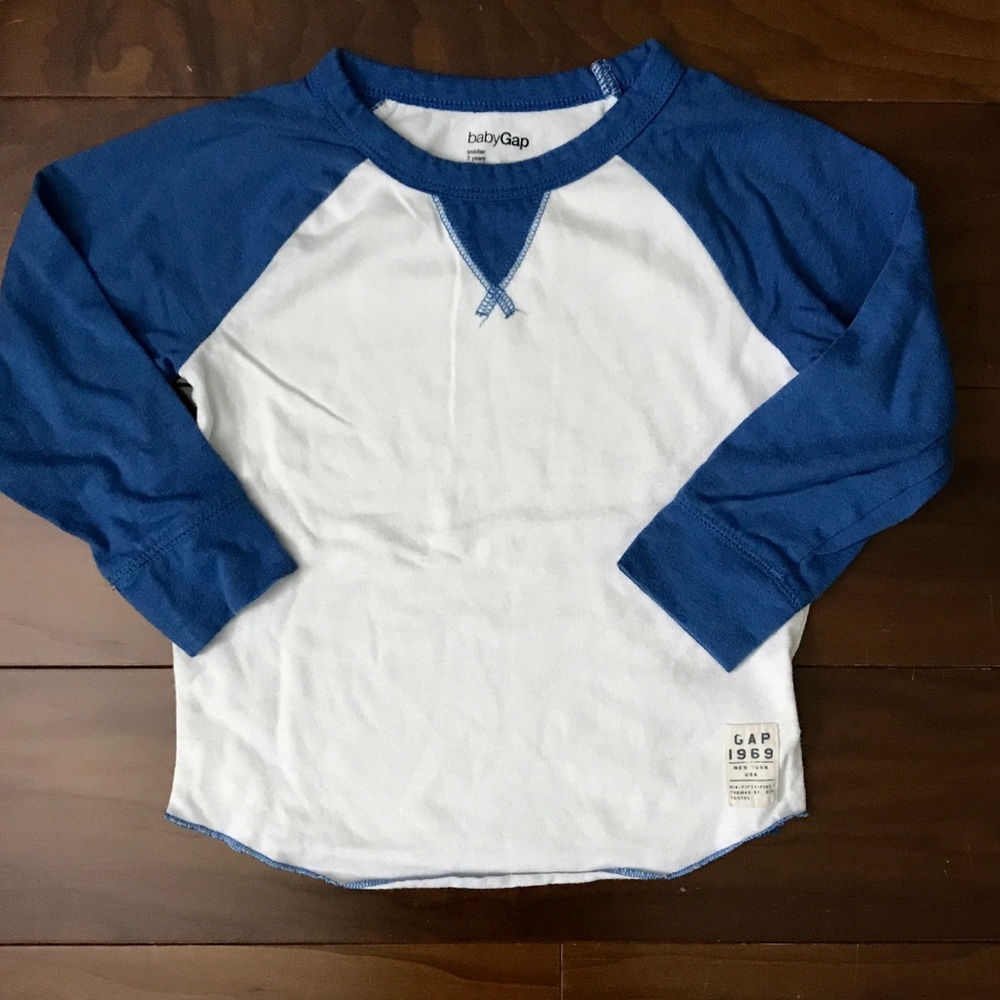 💰 3/15 Raglan Top